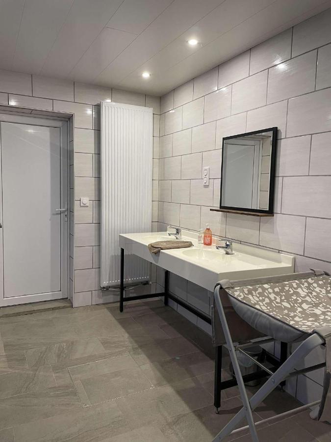 Kota A La Ferme Hotel Beaufort-en-Argonne Екстериор снимка
